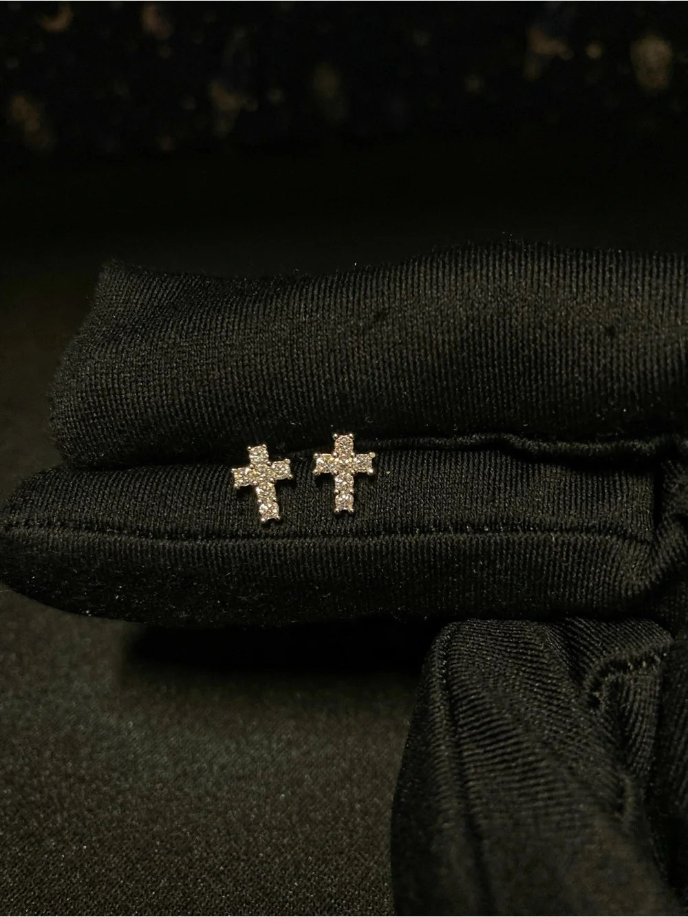 ✨ BRAND NEW 925 STERLING SILVER MOISSANITE CROSS EARRINGS ✨